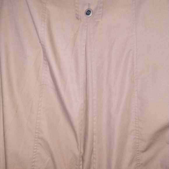 London Fog Trench Coat - Picture 5 of 7